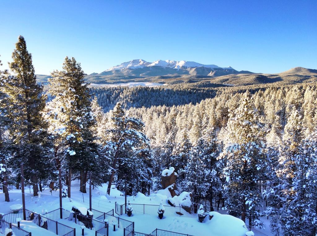 Pikes Peak Paradise Bed And Breakfast Woodland Park Exterior photo
